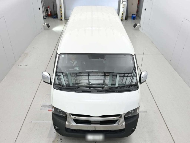 Toyota HIACE VAN 2022 7232087-7