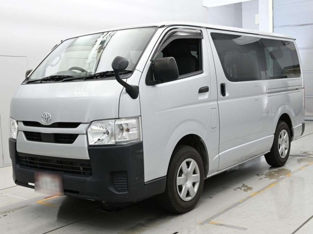 Toyota HIACE VAN 2021 7232090-0