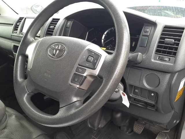 Toyota HIACE VAN 2021 7232090-9