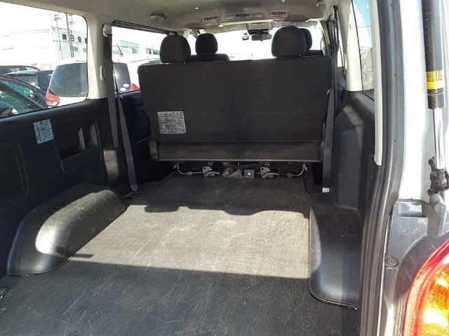 Toyota HIACE VAN 2022 7232091-12