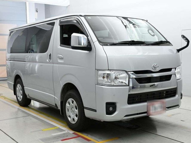 Toyota HIACE VAN 2022 7232091-5