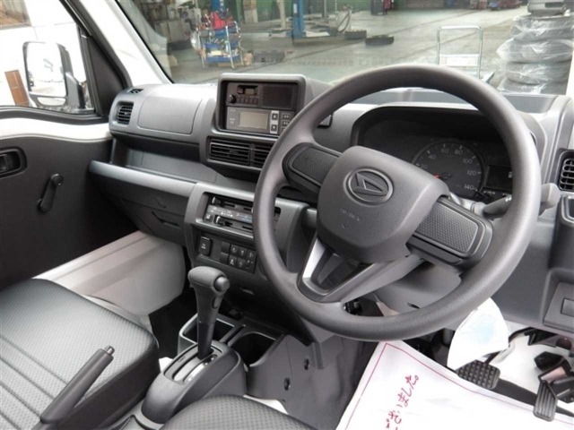 Daihatsu HIJET TRUCK 2026 7231452-1