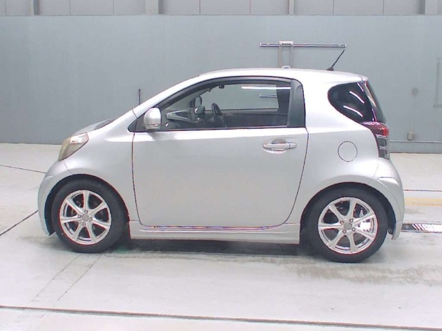 Toyota IQ 2009 7212364-4