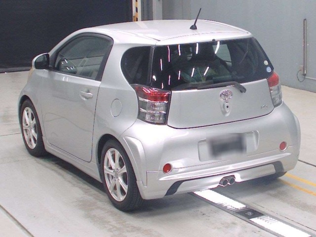Toyota IQ 2009 7212364-6
