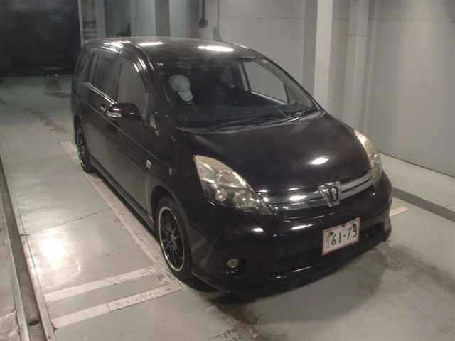 Toyota ISIS 2012 7228749-0