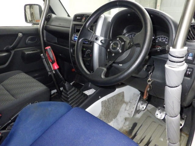 Suzuki JIMNY 2015 7235834-3