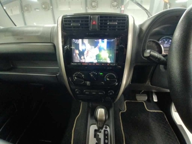 Suzuki JIMNY 2015 7235846-11