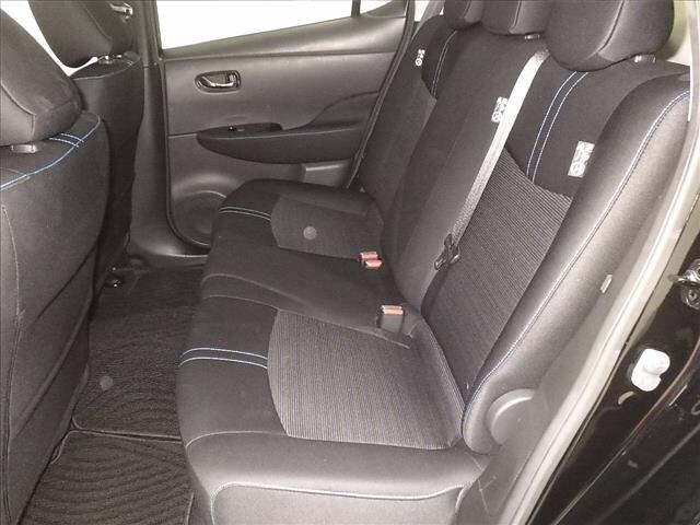 Nissan LEAF 2017 7234654-7