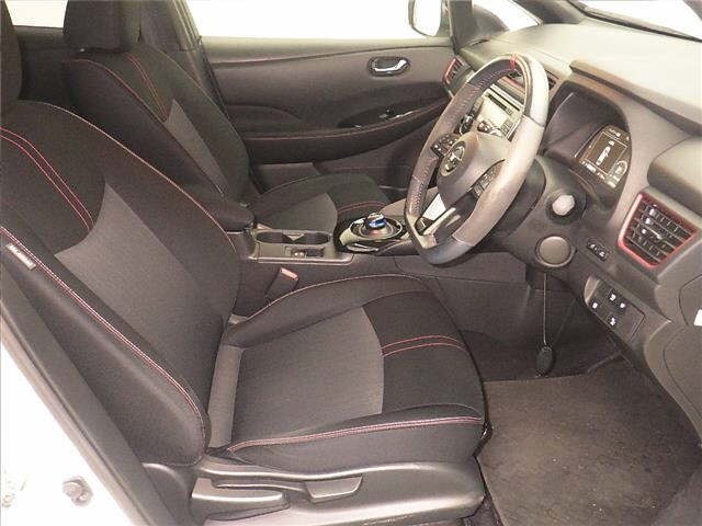 Nissan LEAF 2019 7234660-5