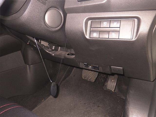 Nissan LEAF 2019 7234660-8