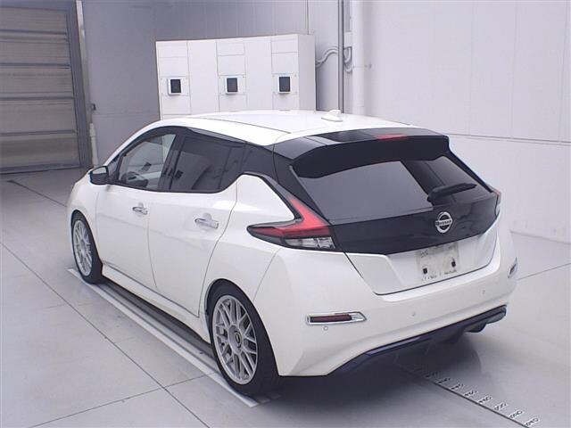 Nissan LEAF 2020 7234661-1
