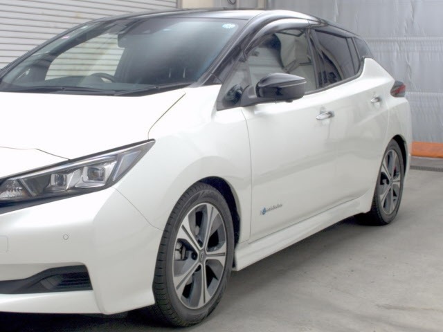 Nissan LEAF 2022 7234672-4