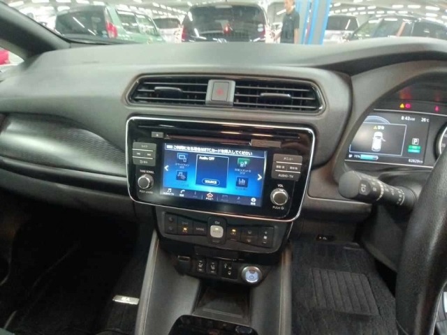 Nissan LEAF 2018 7234673-11