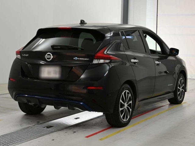 Nissan LEAF 2021 7234674-1