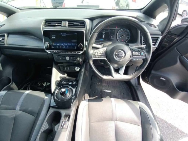 Nissan LEAF 2021 7234674-11