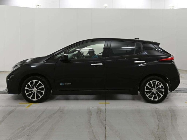Nissan LEAF 2021 7234674-4