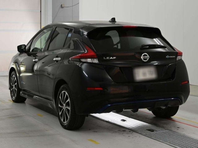 Nissan LEAF 2021 7234674-6
