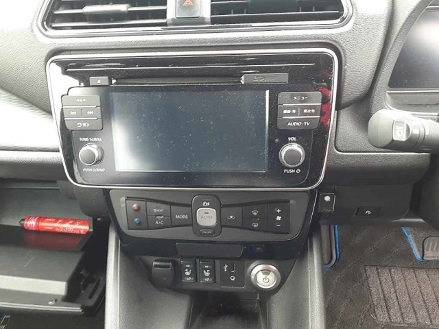 Nissan LEAF 2017 7234680-12