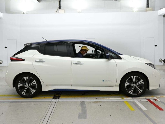 Nissan LEAF 2017 7234680-3
