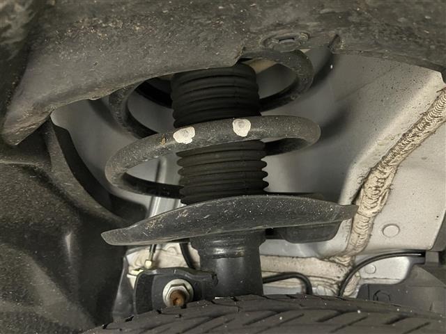 Nissan LEAF 2023 7234711-6