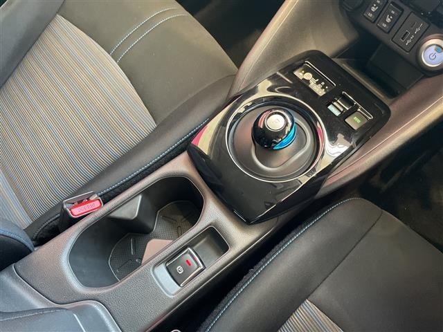 Nissan LEAF 2021 7234727-5