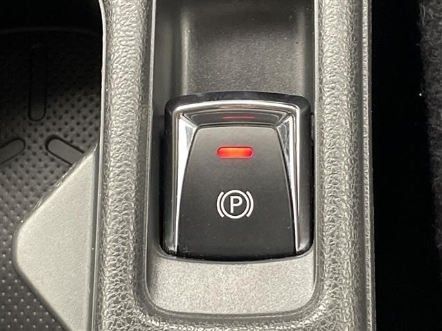 Nissan LEAF 2019 7234733-4