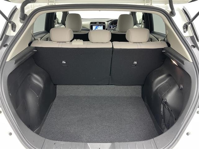 Nissan LEAF 2021 7234734-9