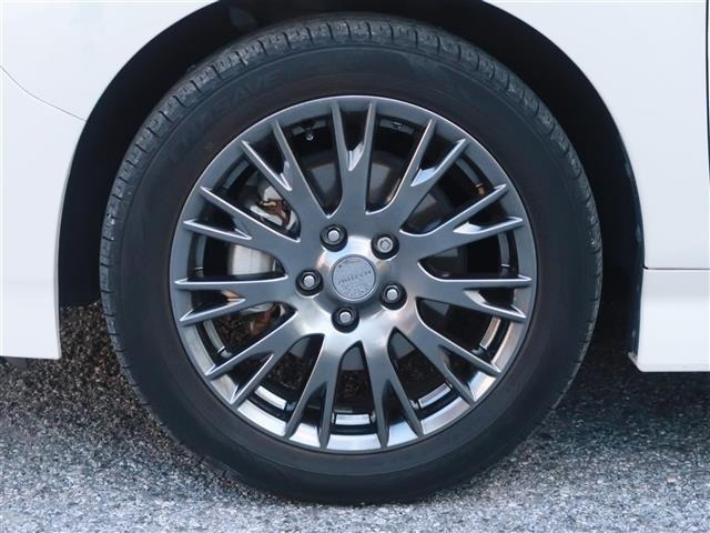 Nissan LEAF 2021 7234743-9