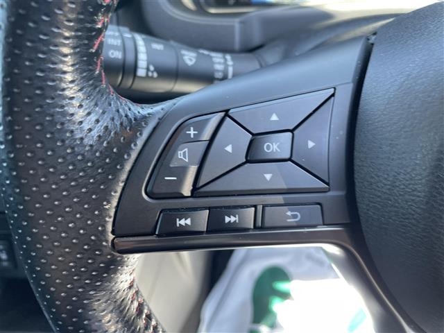 Nissan LEAF 2021 7234745-12