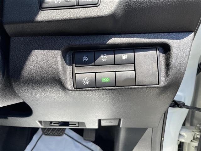Nissan LEAF 2021 7234745-9