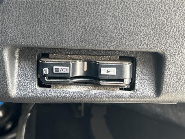 Nissan LEAF 2019 7234746-1