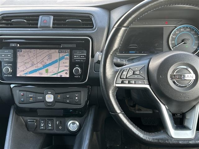 Nissan LEAF 2019 7234746-10