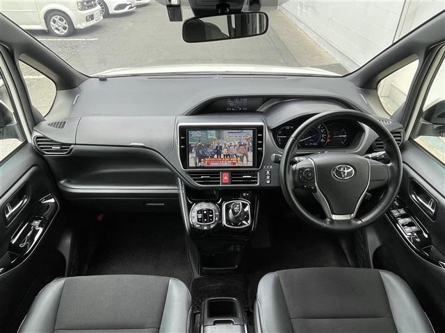 Toyota NOAH 2018 7206247-15