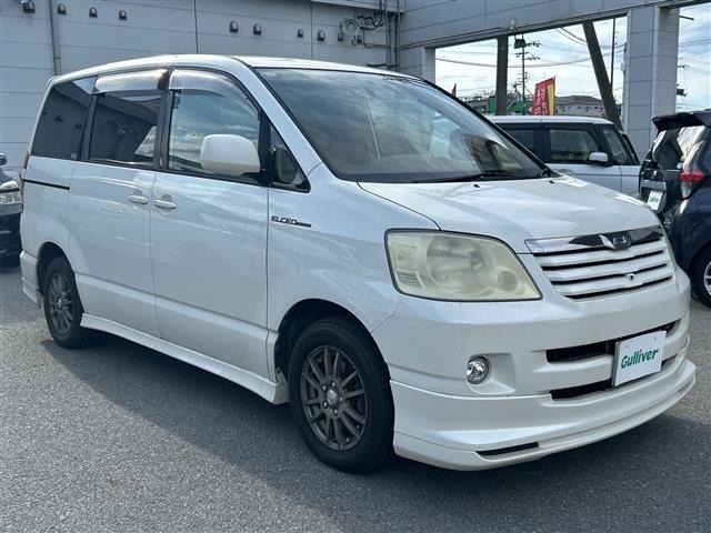Toyota NOAH 2003 7206249-3