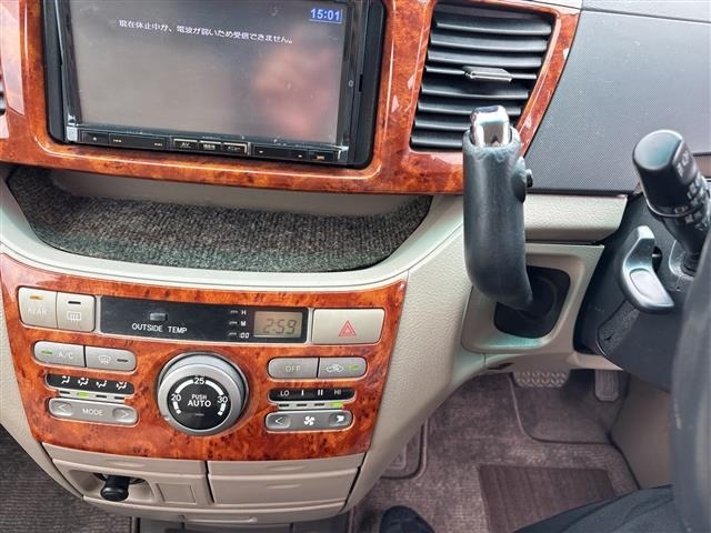 Toyota NOAH 2006 7206250-1