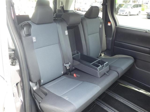 Toyota NOAH 2023 7206259-6