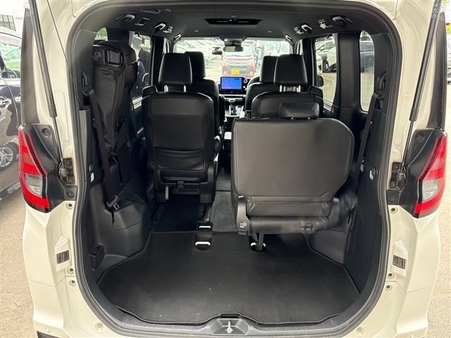 Toyota NOAH 2022 7206276-10