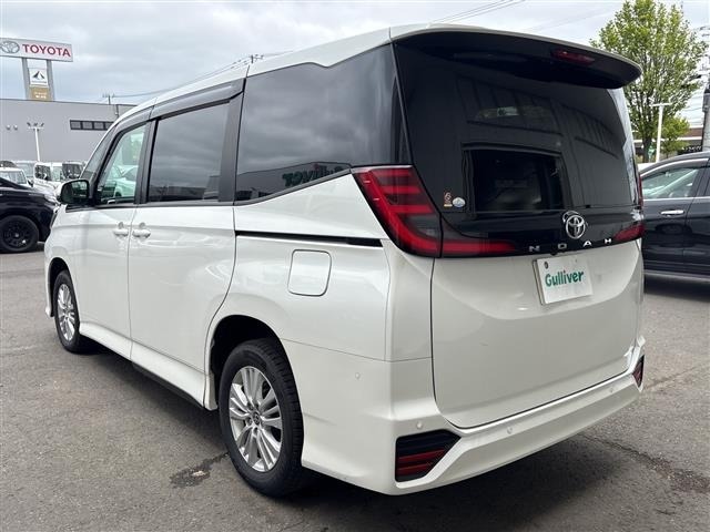 Toyota NOAH 2022 7206276-13
