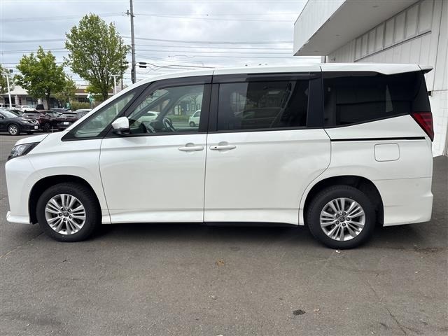 Toyota NOAH 2022 7206276-19