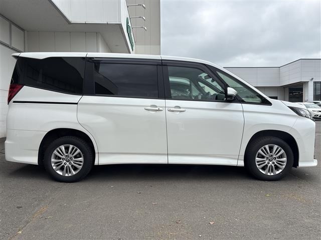 Toyota NOAH 2022 7206276-21