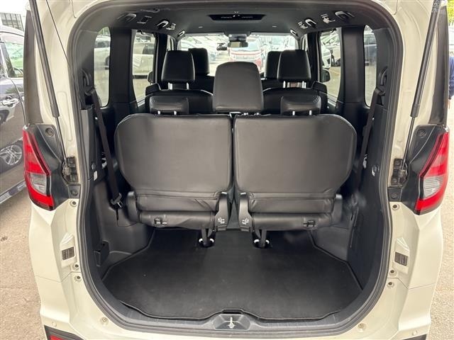 Toyota NOAH 2022 7206276-8