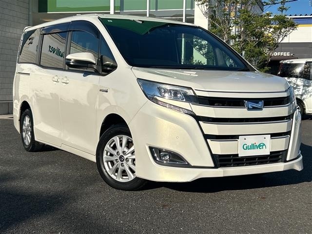 Toyota NOAH 2019 7206277-0