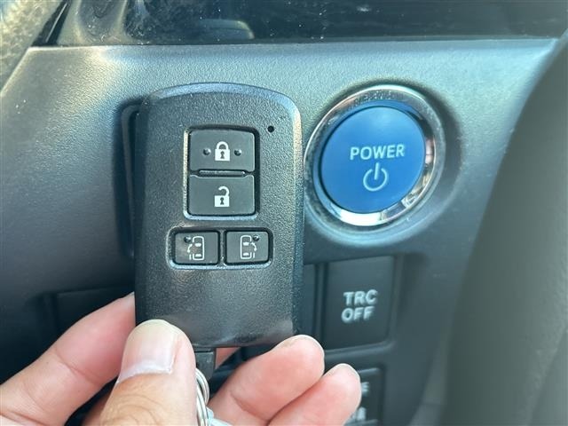 Toyota NOAH 2019 7206277-1