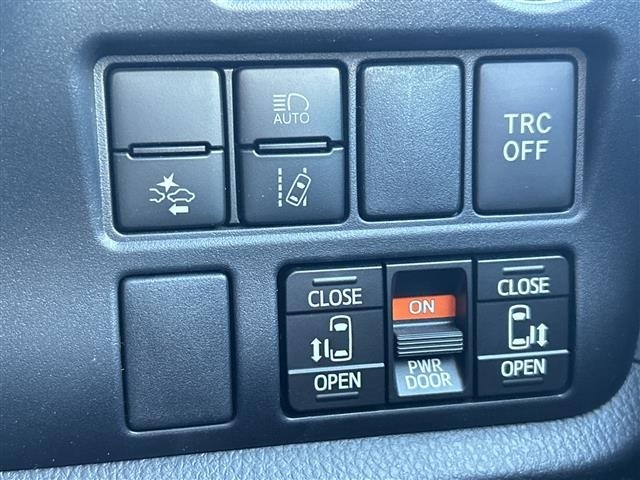 Toyota NOAH 2019 7206277-19