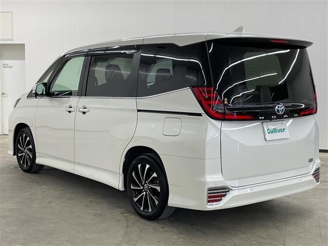 Toyota NOAH 2022 7206298-13