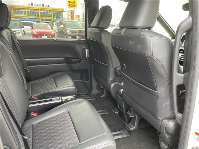 Toyota NOAH 2024 7206302-22