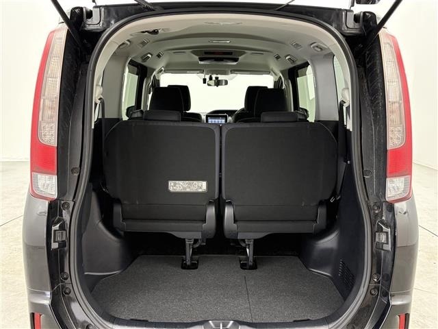 Toyota NOAH 2015 7206328-12