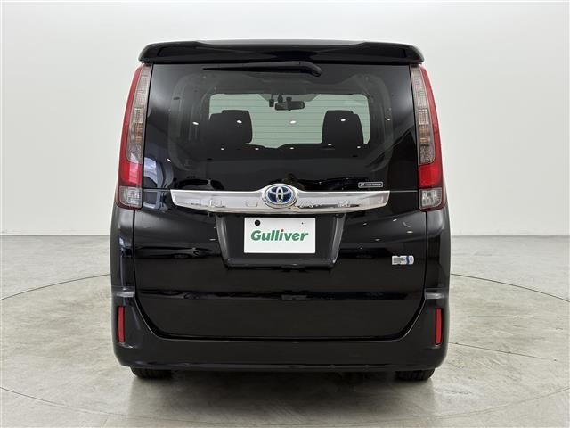 Toyota NOAH 2015 7206328-13