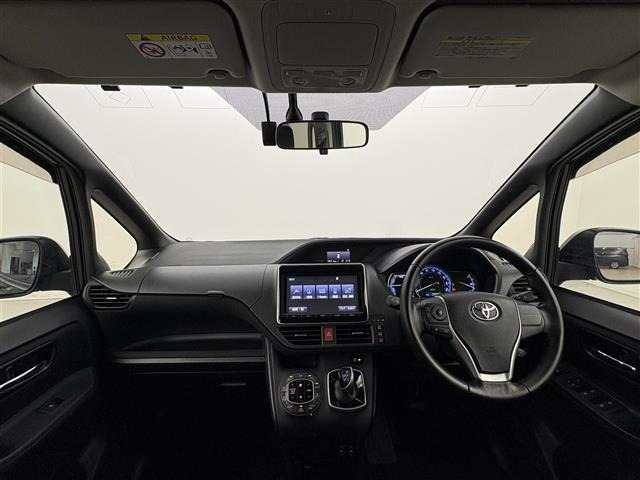 Toyota NOAH 2015 7206328-15
