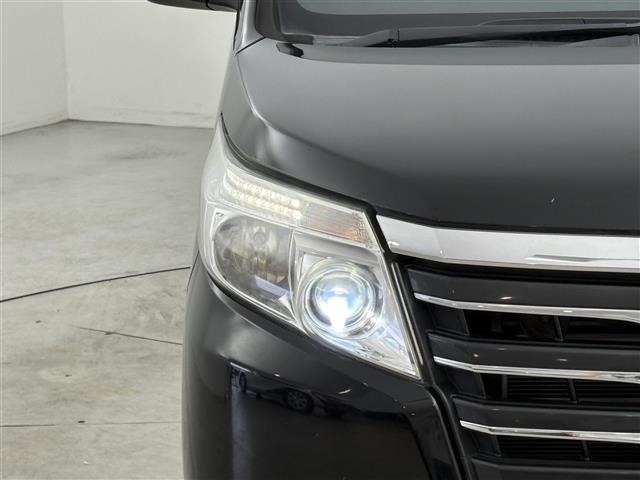 Toyota NOAH 2015 7206328-20